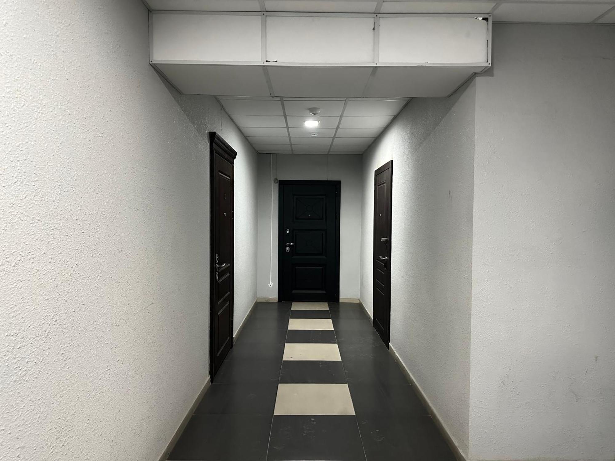 Appartamento Vostochnyi Park Apartament In The Center Of Almaty Esterno foto